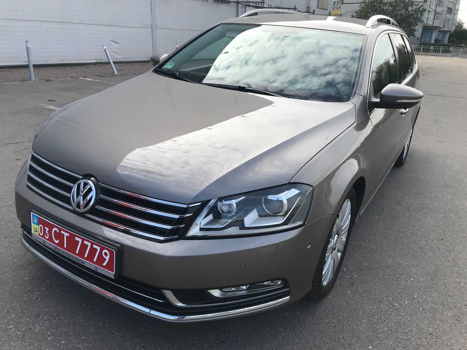 Volkswagen Passat B7 2.0TSI Variant HIGHLINE SPORT EDITION NAVI+, LED
