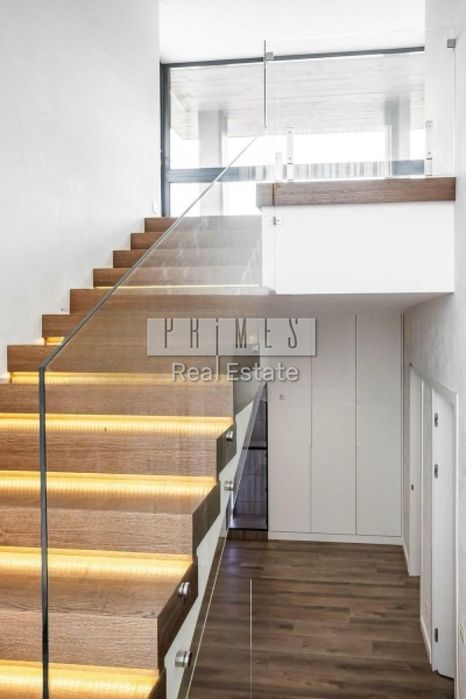 Продаж будинку Лісники, новий ремонт. Газ. Стіни-цегла.