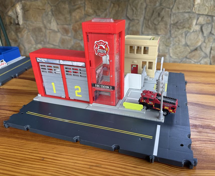 Набір іграшки машишки matchbox