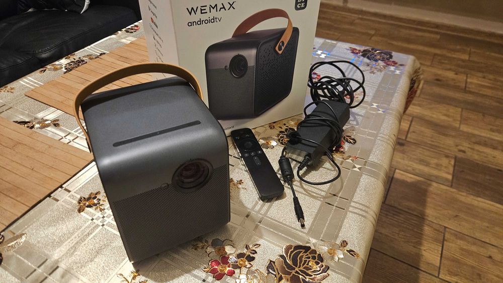 Wemax Dice projektory  DLP 700 ANSI 1080p, 4K HDR10, Dolby audio