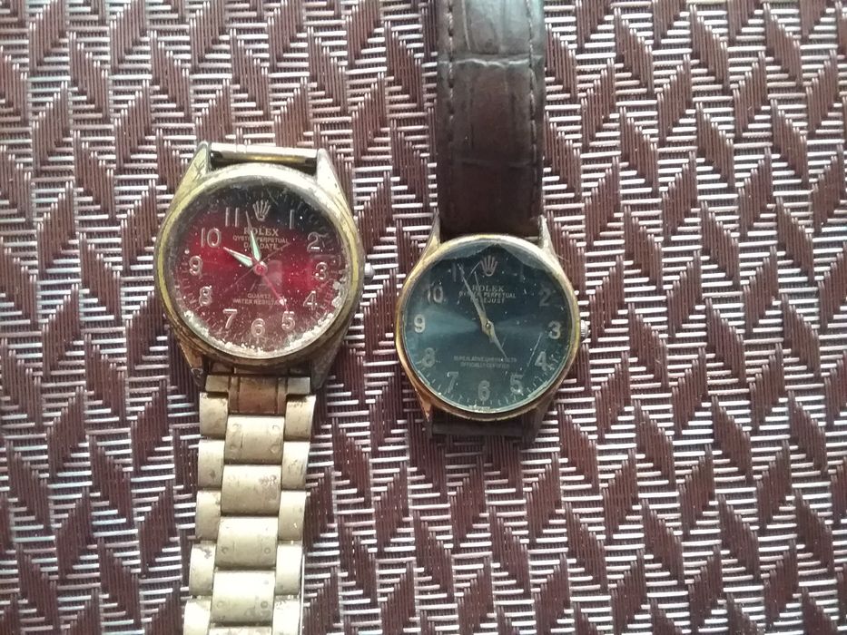 Часы наручные, разные, будильник