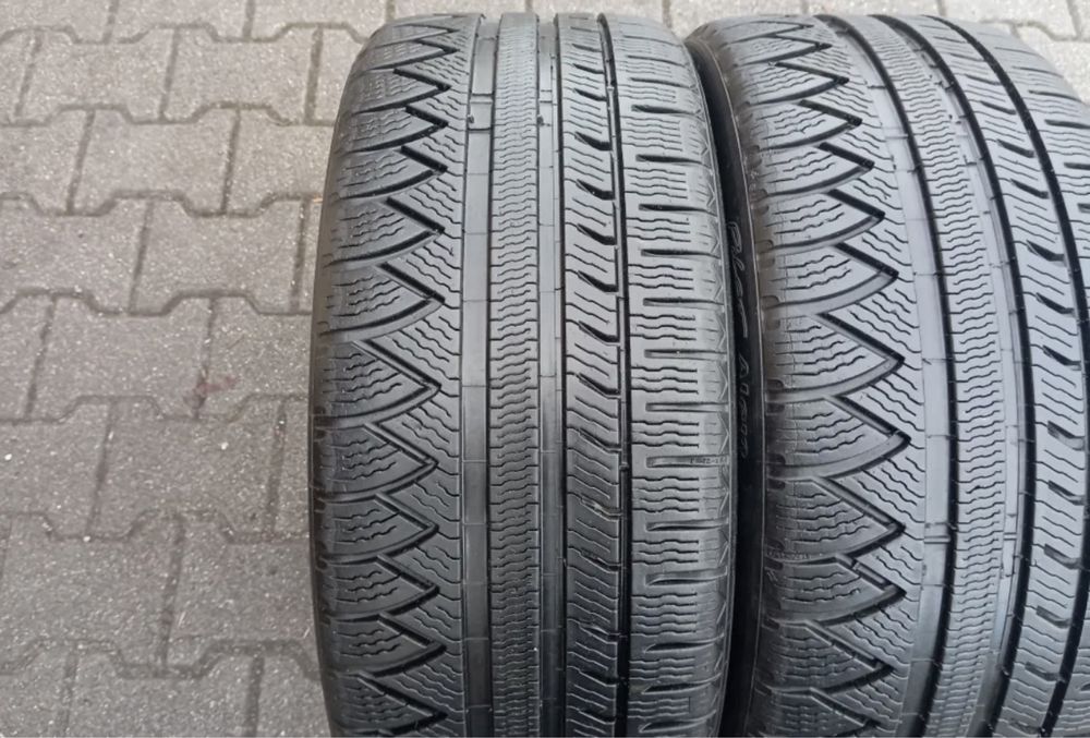 Шини зима 235/55 R17 Michelin резина комплект