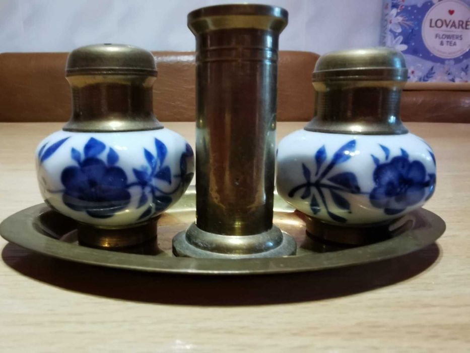 Винтажный набор для специй из 4 - х предметов. Латунь. Восток.