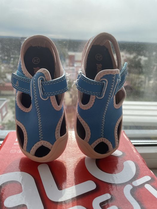 Босоніжки дитячі