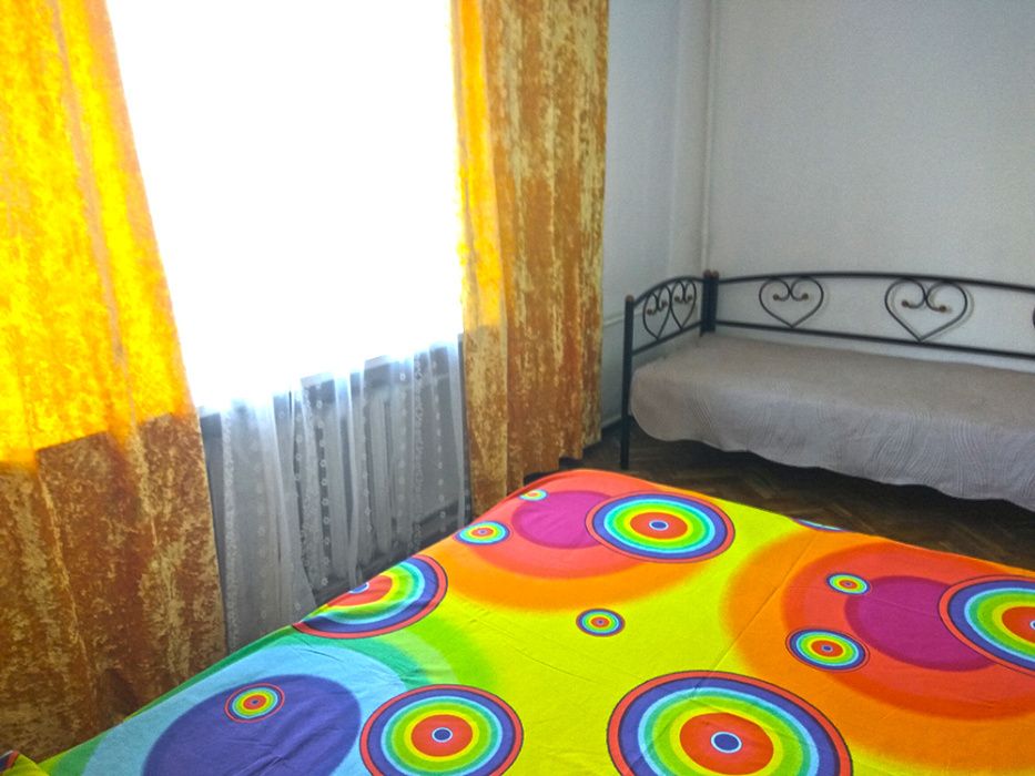 Квартира подобово,  2-кімнатна, Голосіївський район, Інститут раку