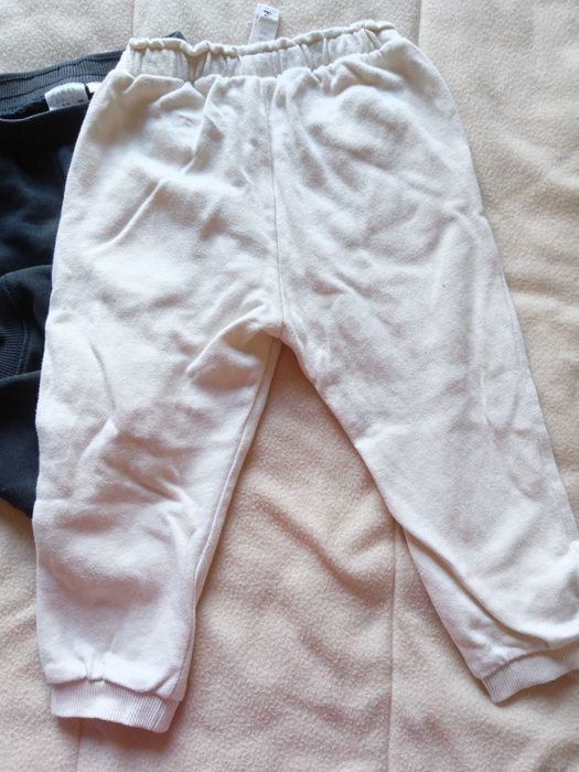 Conjunto de Calças Zara Menina (2/3 anos) - Muito confortáveis!