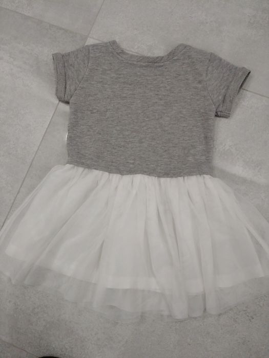 Śliczna sukienka dla księżniczki 98 cm