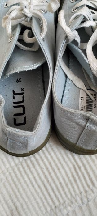 Trampki Cult roz.39