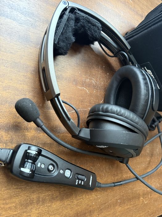 Bose A20 bluetooth - Headset aviação