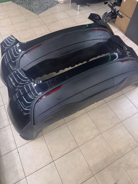 Задний бампер tesla model Y