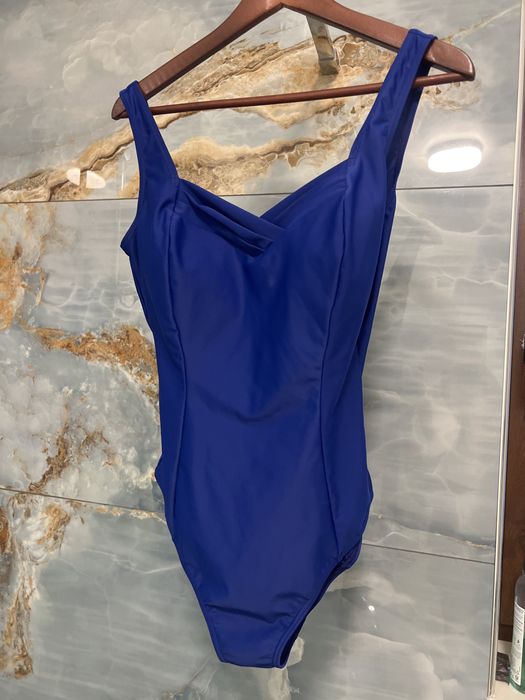 Sprzedam jednoczęściowy strój kąpielowy -Casual Club