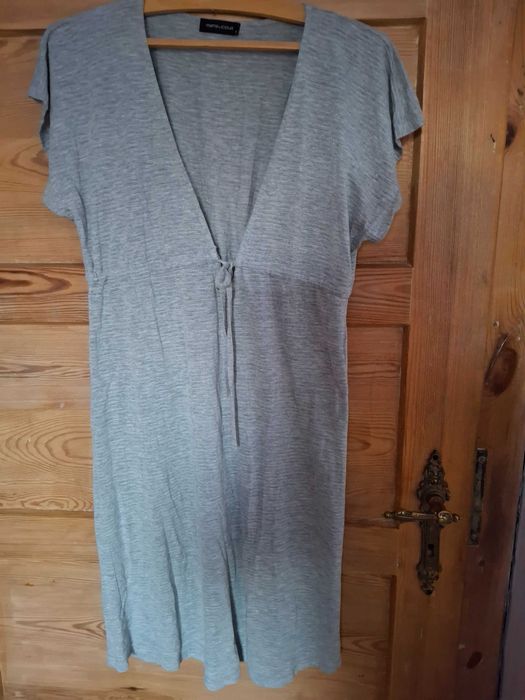 Sprzedam szarą sukienkę