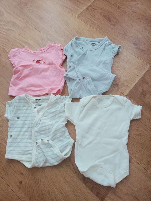 Пакетом дитячі речі від 0-3 місяців,в роддом,новонародженим