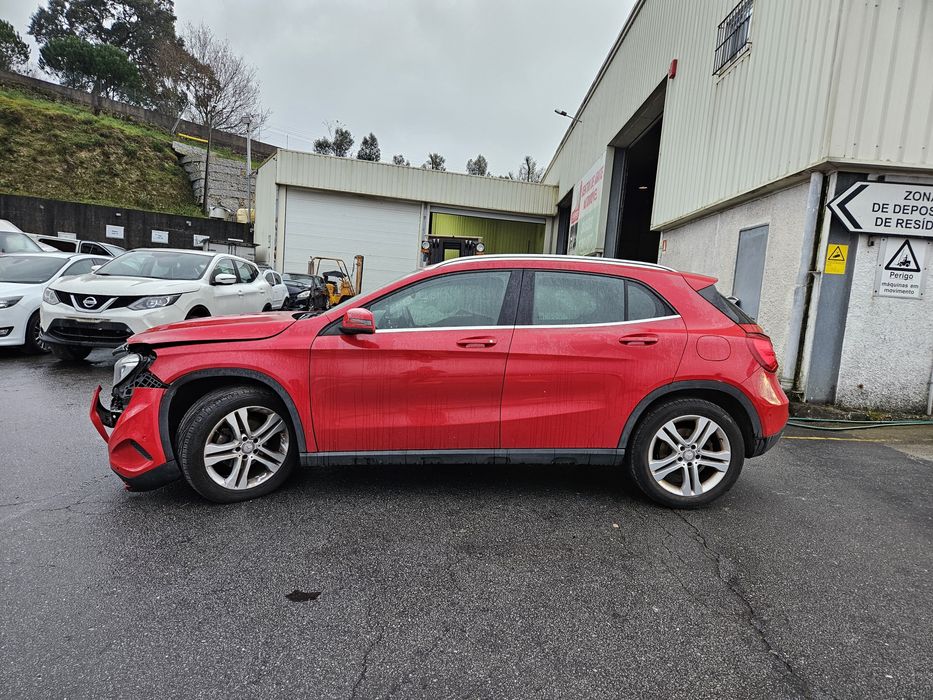 Mercedes-Benz GLA 200 CDi de 2014 para peças