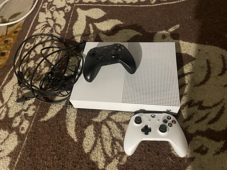 Xbox one S como nova