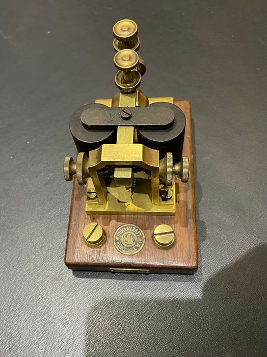 Telégrafo - peça de museu