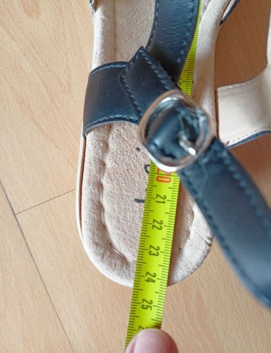 Sandały na koturnie NOWE