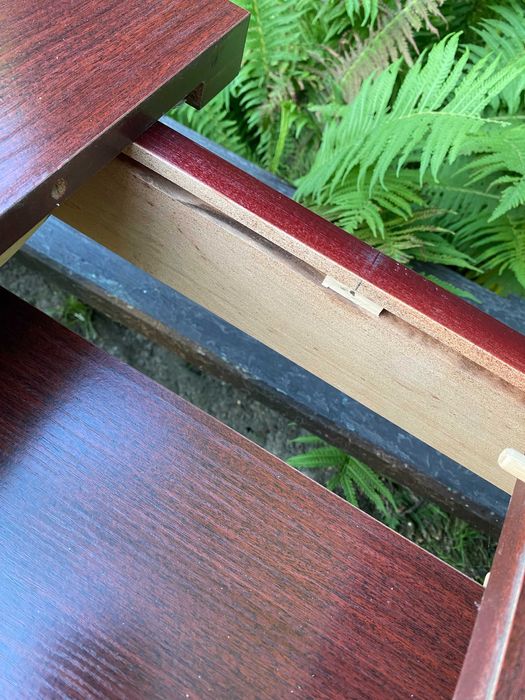 Komplet z czterema krzesłami