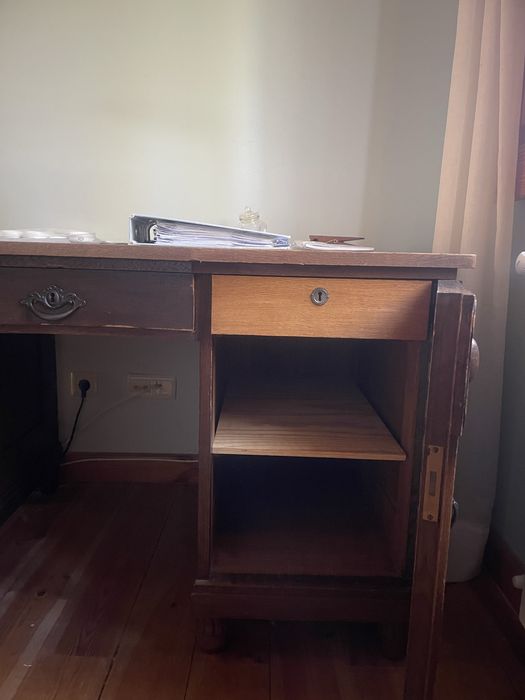 Secretária madeira maciça