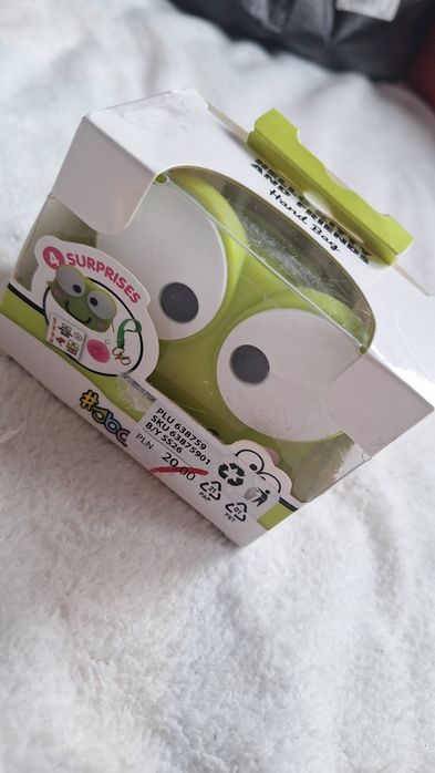 Malutka kosmetyczka i brelok Hello Kitty