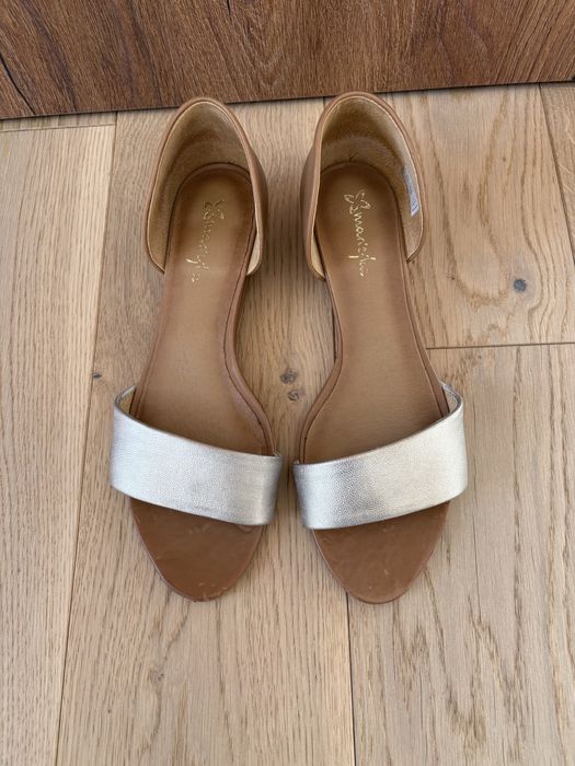 Sandałki 39 Maciejka skóra