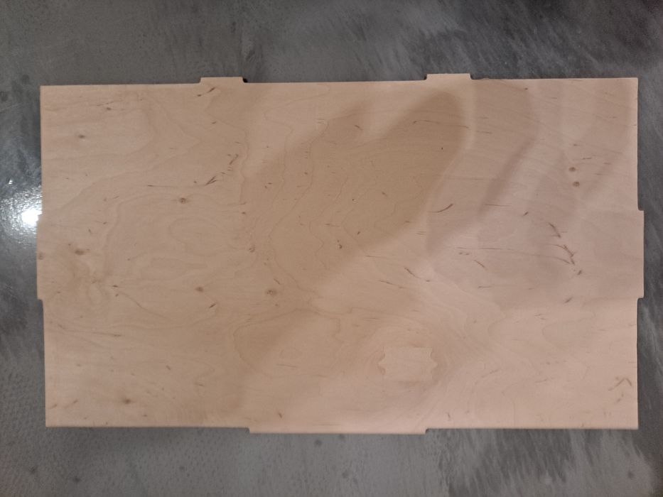 Sklejki 48x31x0.6cm szlifowana gładka na półki regały modelarstwo