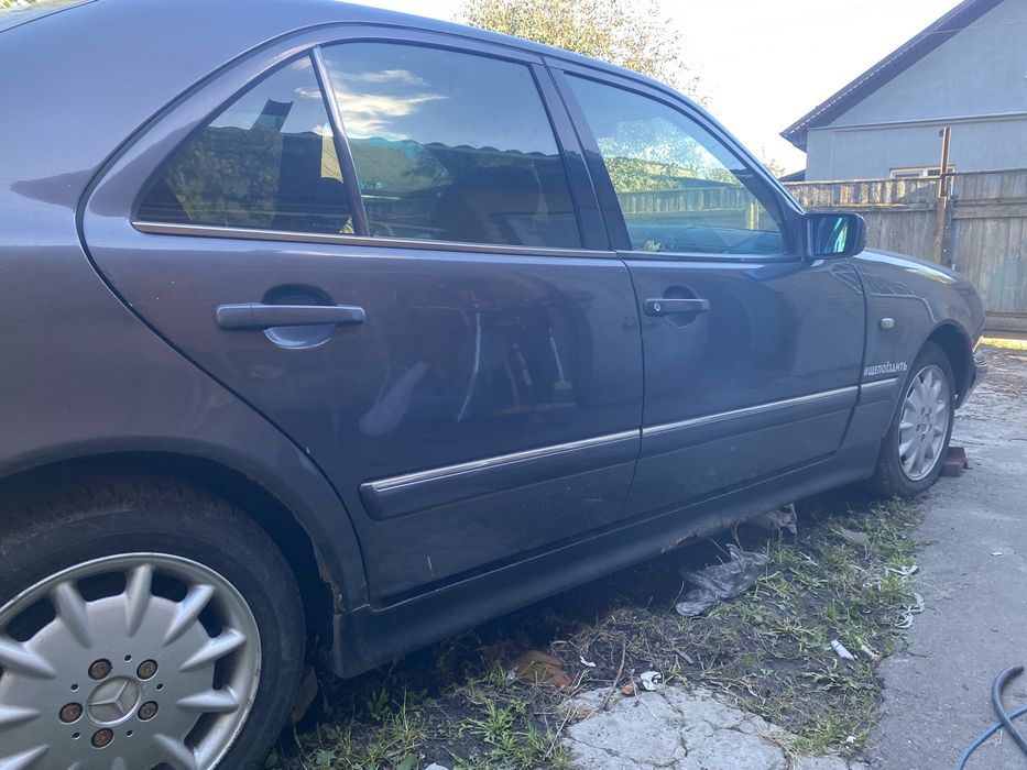 Mercedes w210 1996 рік