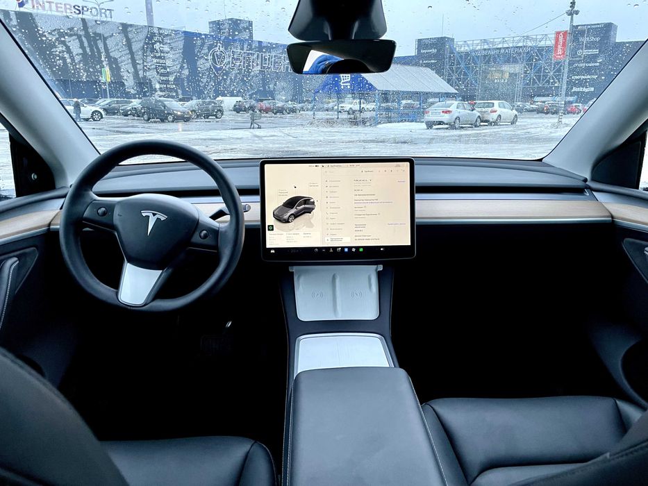 Продається Tesla Model Y Long Range