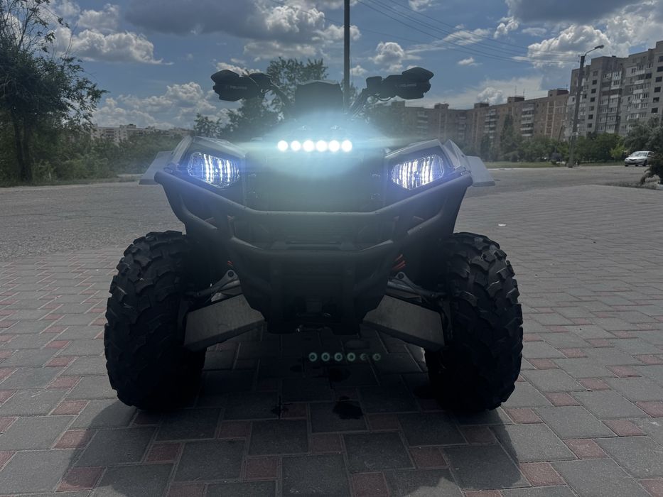Квадроцикл Polaris
