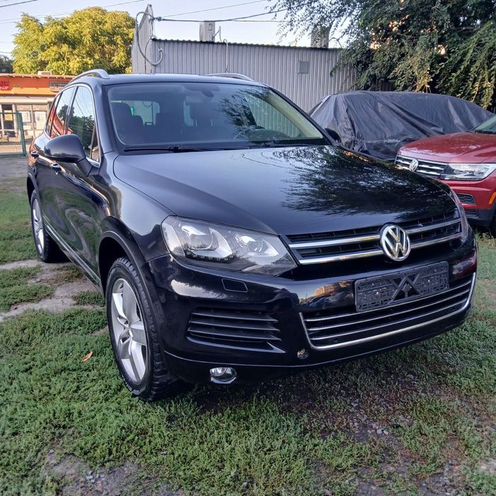 volkswagen touareg 2012 чёрный 3.6 панорама