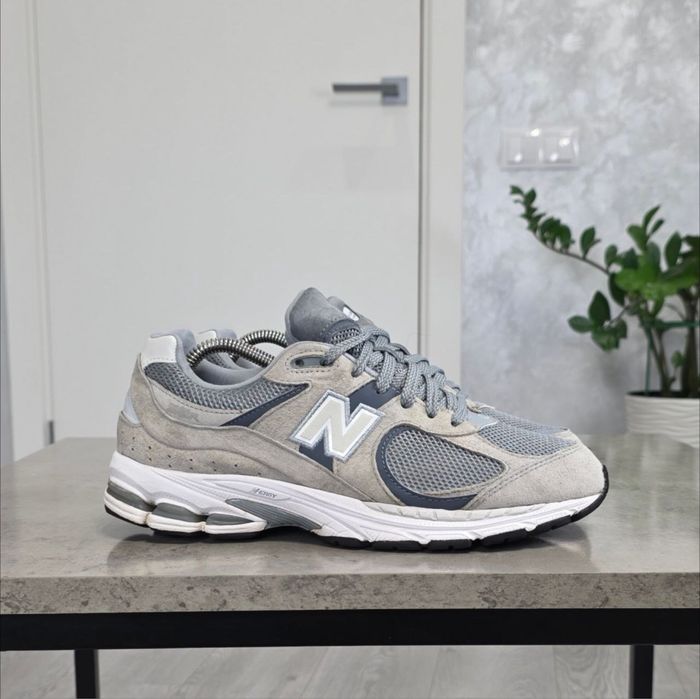 Кросівки New Balance 2002R