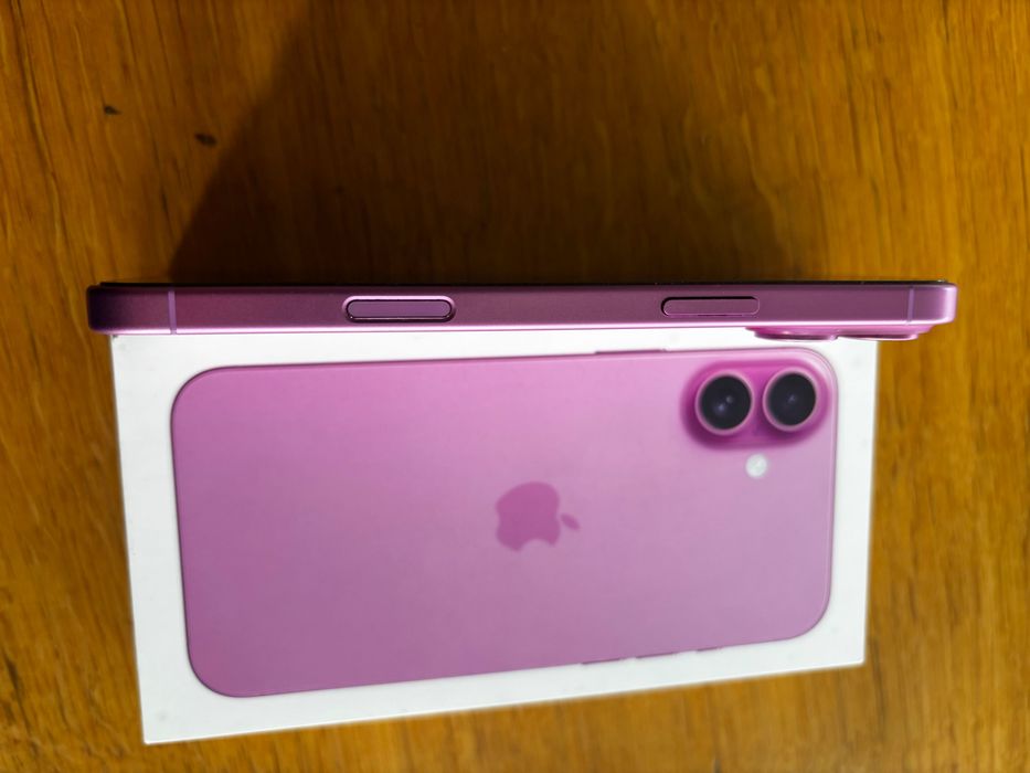 Sprzedam IPhone 16 Plus 128 GB Super Stan Komplet