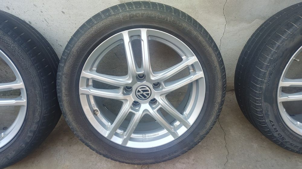 Резина , гума , шини Continental  225 / 50 R17 Літня