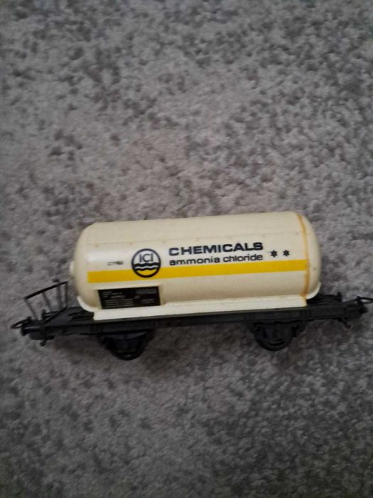 Kolekcjonerski zestaw 5 wagonów retro Tri-ang Hornby Martini OO