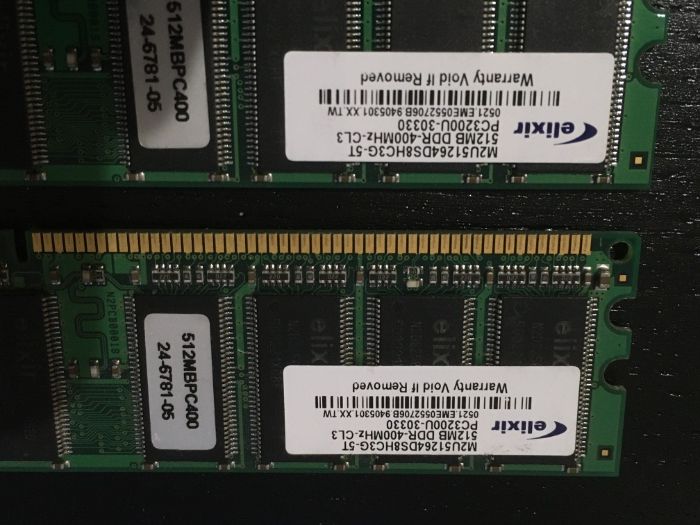 Memória RAM Elixir 512MB x 2 unidades64738880102658121