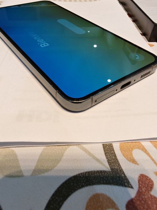 Samsung s23+ 8/512