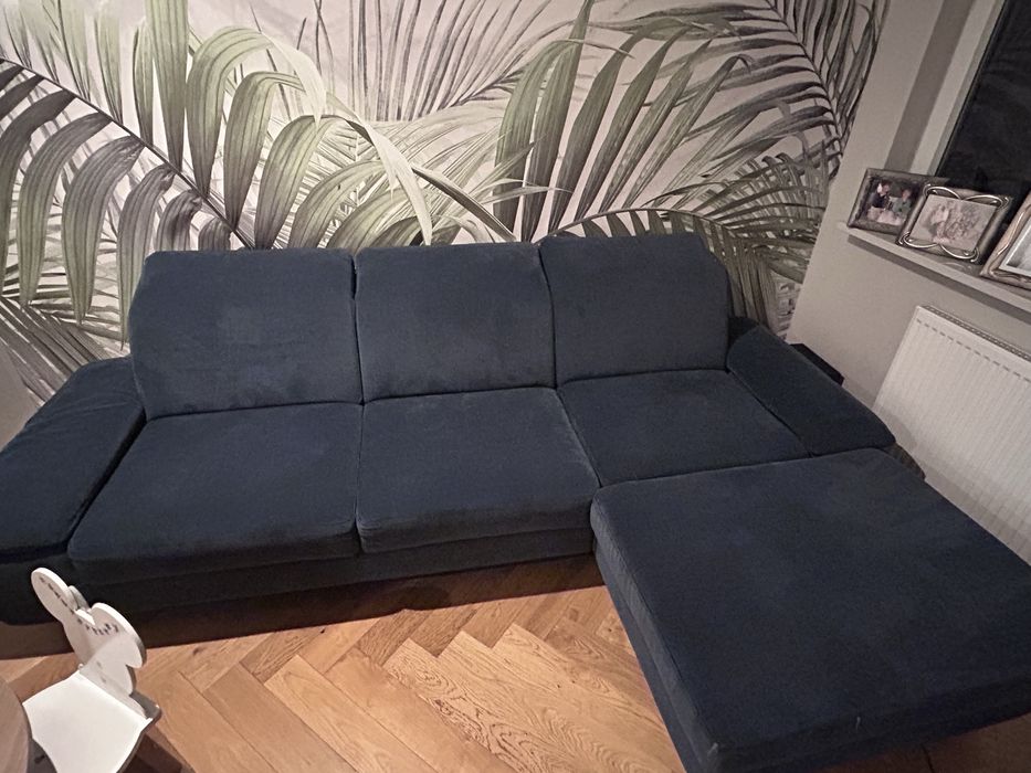 Kanapa granatowa w kształcie L