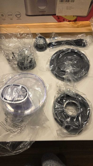 Robô de Cozinha Kenwood 313SS Multipro Compact +