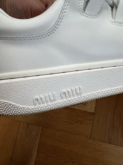 Buty w stylu Miu Miu