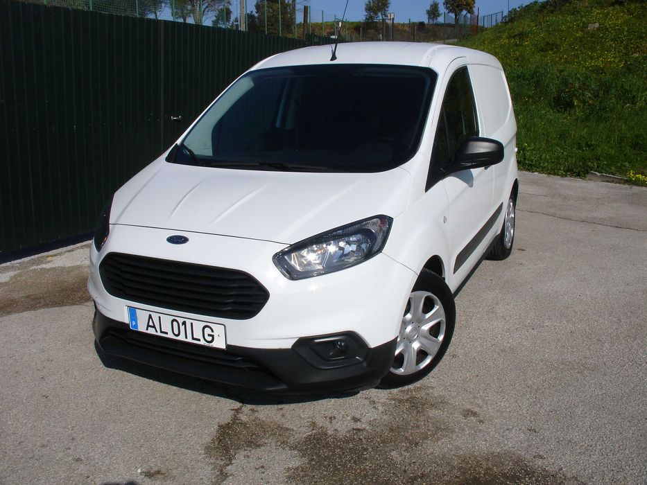 ford transit courier