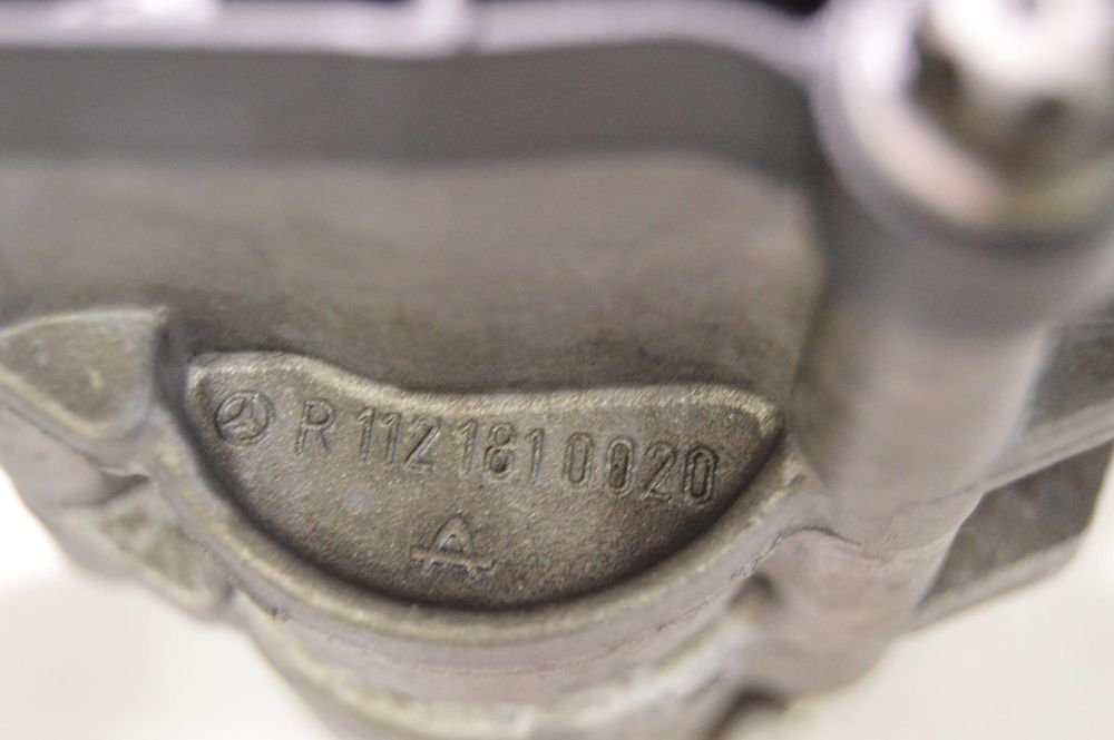 BOMBA OLEO MOTOR A6061811001 6061811001 R1121810020 1121810020