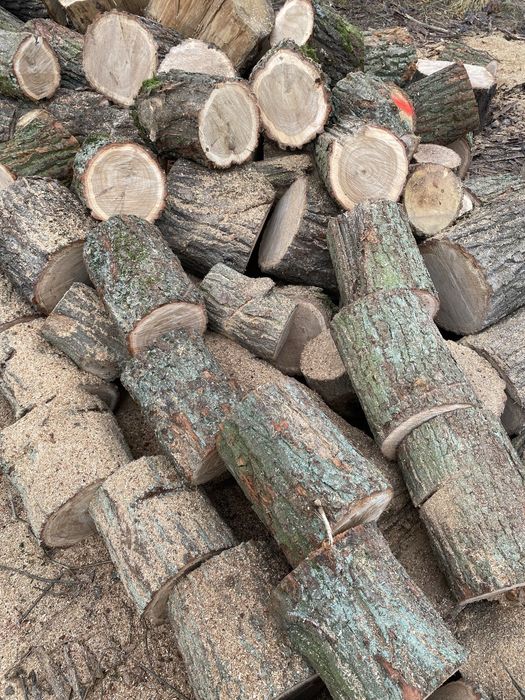 Układane Drewno Kominkowe Drzewo Opałowe Akacja Buk Dąb Grab Brzoza