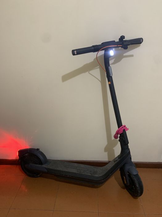 Trotinete Elétrica SEGWAY NINEBOT E2 Pro