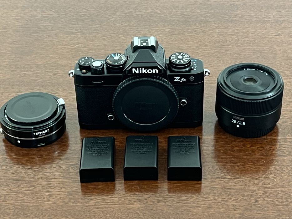 Nikon Zfc com 28mm e techart tzm02