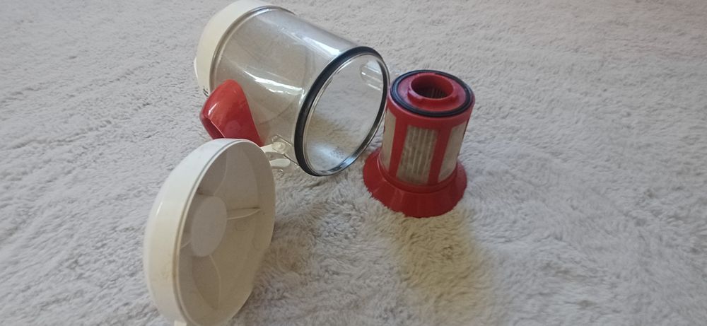 Aspirador Sem Saco Kunft – Bom Estado