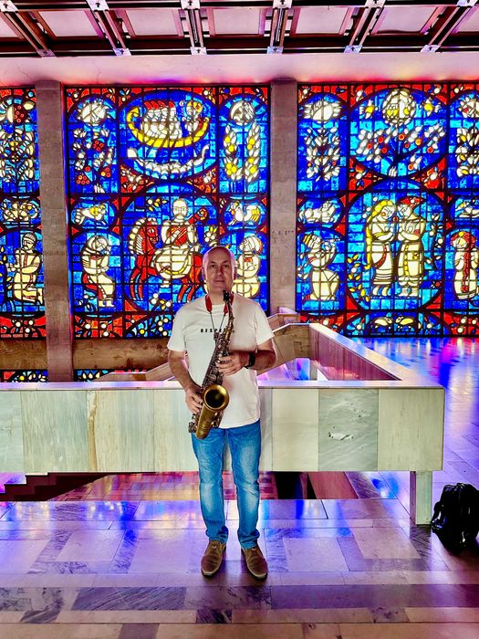 VICTORSAX. Саксофоніст у місті Кременчук