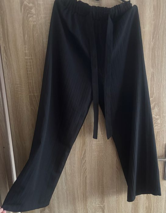 Spodnie eleganckie dzwony L