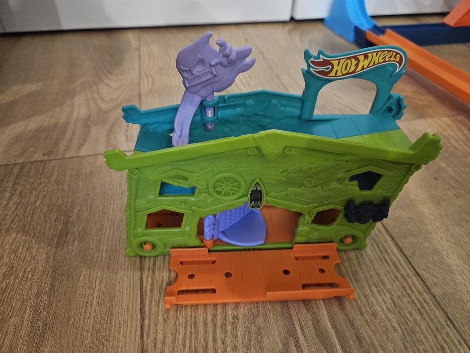 4 Zestawy Hot Wheels