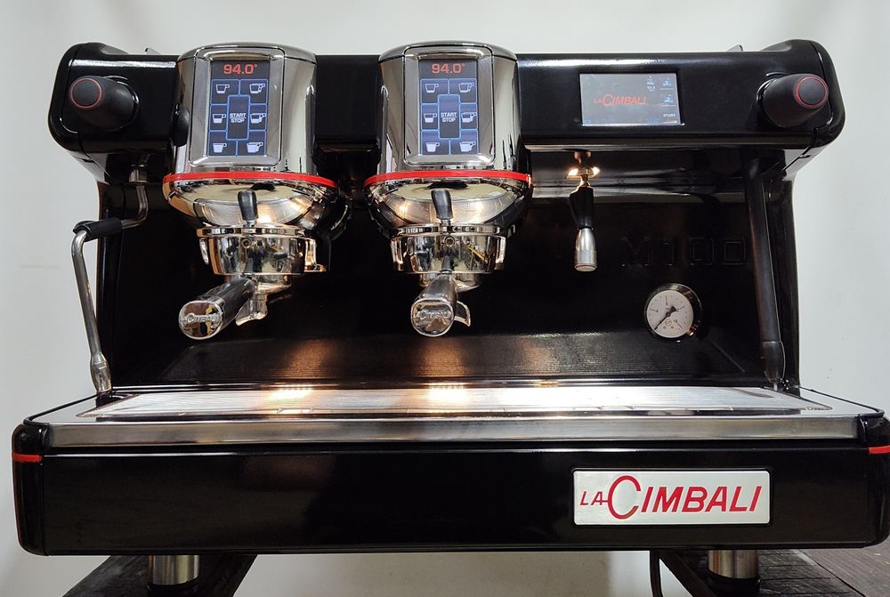 Професійна мультібойлерна кавомашина LA cimbali m 100 hd