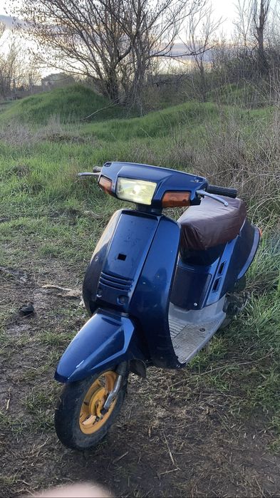 Продам скутер Yamaha mint